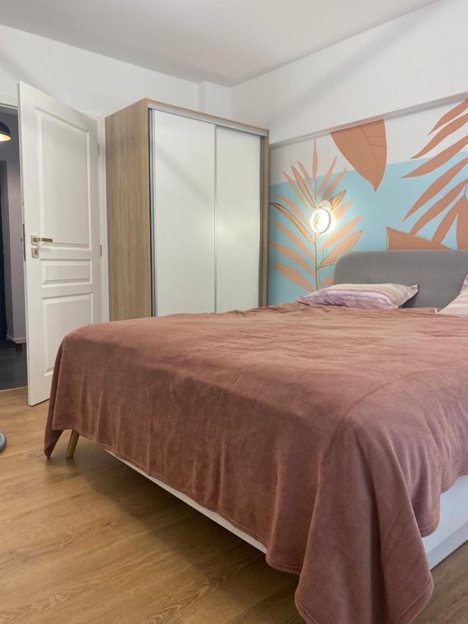 Mery Luxury Apartment Galati  Luaran gambar